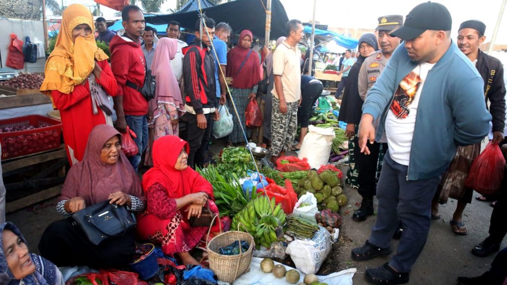 Bupati Aceh Besar cek harga Sembako