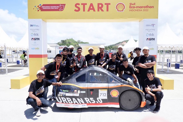Mobil Listrik USK Raih Peringkat Kelima Shell Eco-marathon 2022 di Mandalika
