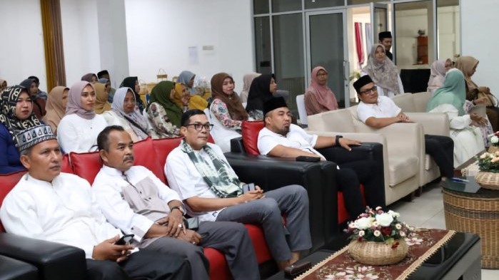 Perajin Songket Aceh Besar Dilatih Pengembangan dan Desain Sulaman Daerah