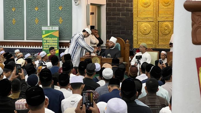 Warga Aceh Antusias Ikuti Majelis Ilmu Syekh Usamah Alazhary di Masjid Raya Baiturrahman