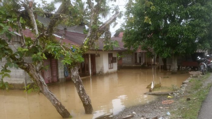 Kondisi banjir di Kaway XVI