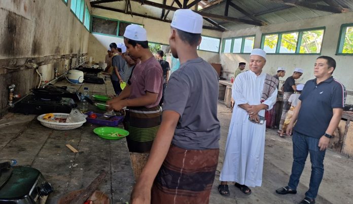 Pasha Jaya Group Bantu Dapur Aman bagi Santri di Dayah Darul Ulum Al-Fata