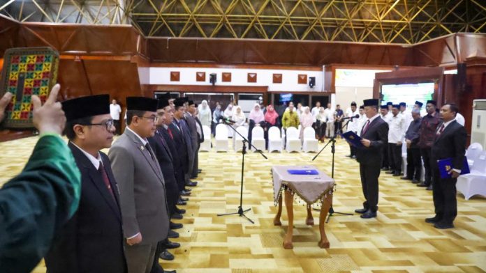 Pj Gubernur Aceh Achmad Marzuki Lantik 11 Pejabat Eselon II, Ini Nama-namanya