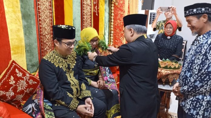 Wamenkominfo Nezar Patria Diminta Perluas Jaringan Telekomunikasi dan Blokir Judi Online di Aceh