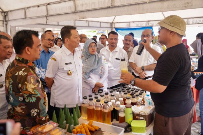 Pj Gubernur Aceh Minta OPD Jajaki Kerja Sama dengan Travel Umrah