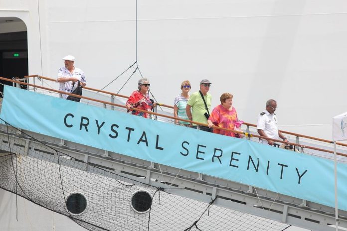 Kapal Pesiar Crystal Serenity Singgahi Sabang di Hari Raya Idulfitri