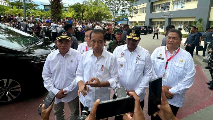 Jokowi di RSUDZA