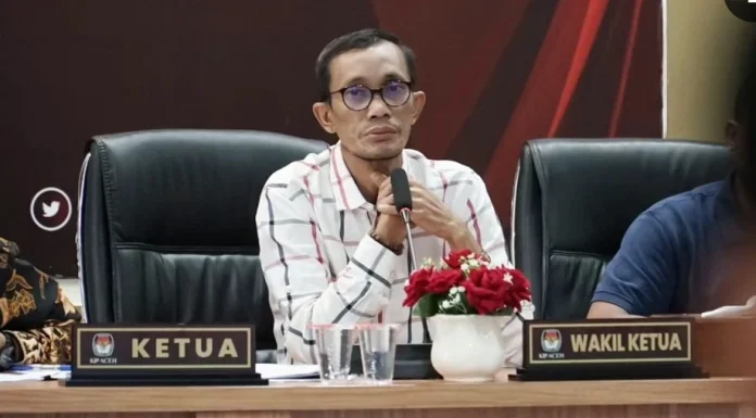 Ketua KIP Aceh Saiful
