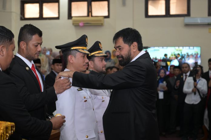 Tarmizi dan Said Fadheil Resmi Menjabat sebagai Bupati dan Wakil Bupati Aceh Barat