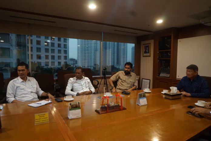 Aceh Butuh Sentuhan Industri, Mualem Bicara Rice Mill dan Pabrik Tuna ke Hashim Adik Prabowo