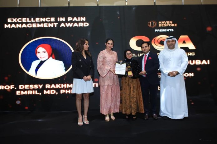 Guru Besar FK USK Prof Dessy Emril Dianugerahi Excellence in Pain Management Award di Dubai