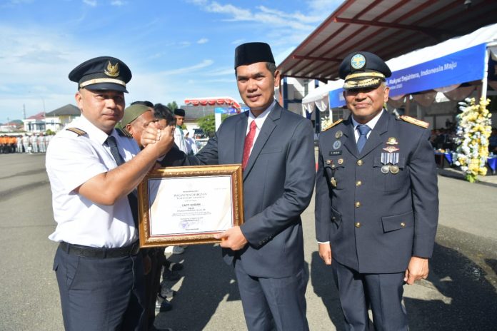 Harhubnas di Aceh Capt Ichsan dan Tarmizi Raih Penghargaan Tokoh Transportasi, Trans Koetaradja Luncurkan Rute Baru