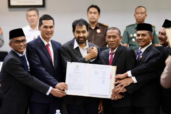 Gubernur Mualem dan DPRA Teken KUA-PPAS 2026