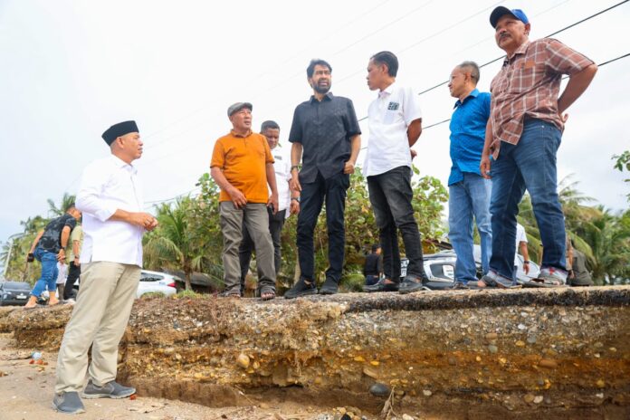 Mualem Tinjau Abrasi Parah di Lhok Puuk Aceh Utara 38 Rumah Hilang, Warga Butuh Penanganan Cepat