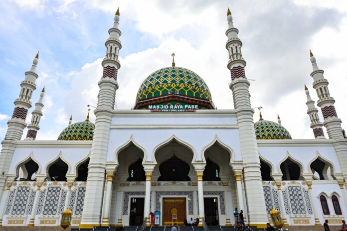 Foto: Masjid Raya Pase, Ikon Religi Panton Labu Aceh Utara