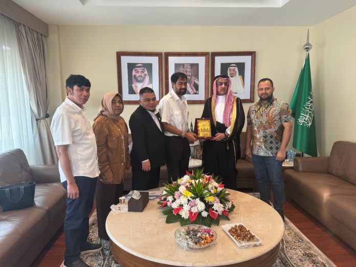 Mualem Apresiasi Arab Saudi atas Pembangunan LIPIA, Perkuat Pendidikan Aceh