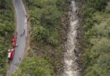 Antara Bukit dan Jurang: Tragedi Tak Berkesudahan di Jalan Lintas Sumatera Antara Bukit dan Jurang: Tragedi Tak Berkesudahan di Jalan Lintas Sumatera