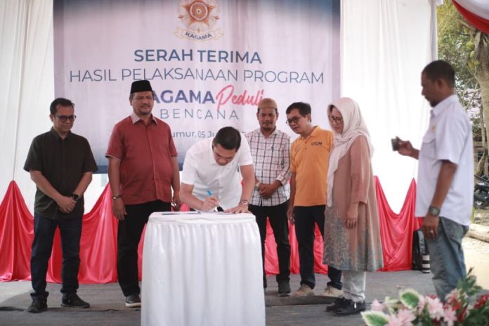 KAGAMA Serahkan 26 Huntara untuk Warga Terdampak Bencana di Sekumur Aceh Tamiang