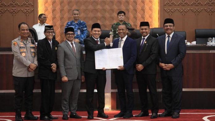 Pertanggungjawaban APBA 2025 Disetujui DPRA, Dek Fadh Ungkap Langkah Pemerintah Aceh