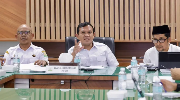 Dek Fadh Pimpin Rapat Tim Revisi UUPA, Pastikan Kewenangan dan Kekhususan Aceh Tetap Terjaga